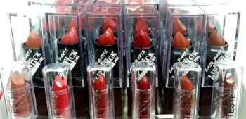 Présentoir de 30 (1,12€ pièce) : Rouge à Lèvres 6 couleurs FIXE 24H - EASY PARIS – Image 2