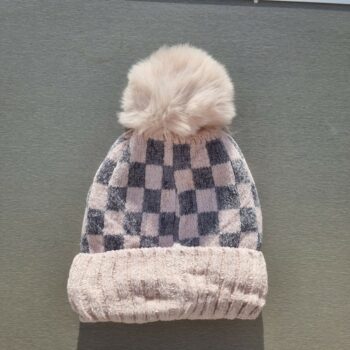 Lot de 4 Bonnets à carreaux à pompon (2,90€ l'unité) – Image 6