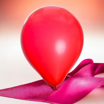 Lot de 12 (Soit 0,67€ le paquet) : Paquets de 10 Ballons Rouges - 23cm