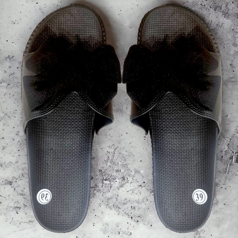 grossiste chaussures femmes sandales (22) Lot de 36 paires (soit 4,20€ la paire) de Sandales estivales chics à noeud - 36 au 42 – Image 4