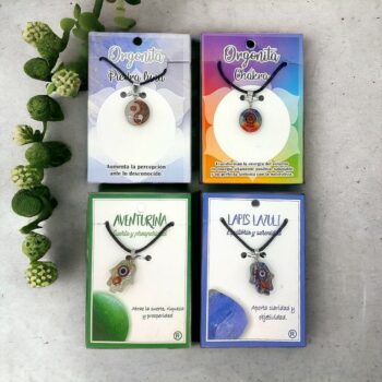 Lot de 10 (2,70€ pièce) : Mélange de Colliers Esotériques, Bonheur, Amour, Chance etc...