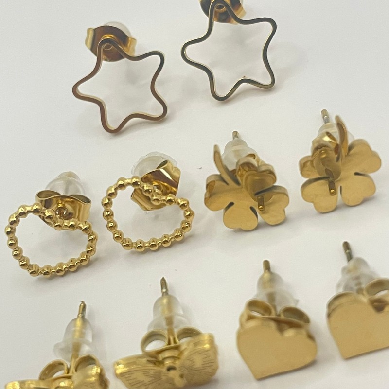 grossiste lot de boucles d'oreilles dorées 2eme 1 Lot mélangé de 20 (1,80€ la paire) : Paire de Petites Boucles d'Oreilles dorées en Acier Inoxydable – Image 2
