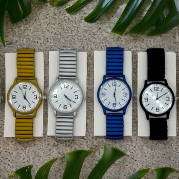 Lot de 30 (2,70€ unité) Montres métal Colorées