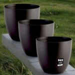 Lot de 12 (soit 2,20€ unité) : Pot de jardin 🌿 en plastique noir lisse - 26cm