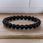 Ensemble de 30 (1,30€ unité) Bracelets en Pierre couleurs foncées - Mélange de Couleurs et Modèles Variés