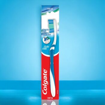 Lot de 24 (Soit 0,99€ pièce) : Brosse à dents à triple action - Colgate – Image 2