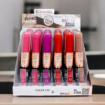 Présentoir de 24 (1,35€ pièce) : Lip Gloss Duo - Couleur Mat + Gloss Glow 24H