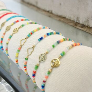 Coussin présentoir de 12 (1,50€ unité) Bracelets avec Perles et Bijoux en Acier Inoxydable - Fermoir Réglable – Image 5