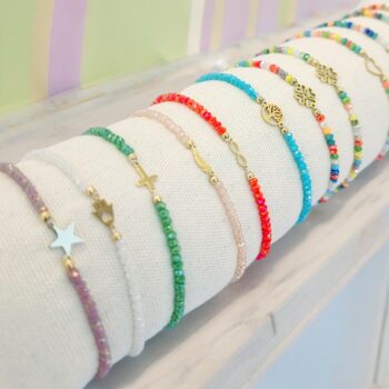 Coussin présentoir de 12 (1,50€ unité) Bracelets avec Perles et Bijoux en Acier Inoxydable - Fermoir Réglable – Image 4