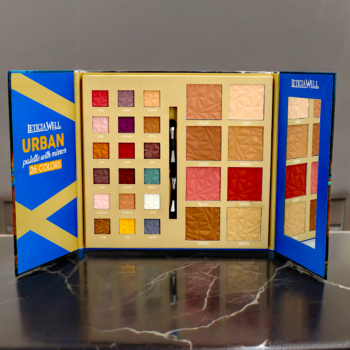 Lot de 16 : Grandes Palettes d'ombres à paupières - 66 couleurs. 23cm x 24,5cm – Image 3