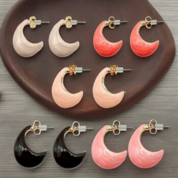 Lot de 10 paires (soit 1,80€ la paire) : Boucles d'oreilles Nacrées couleurs mélangées