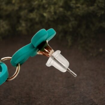 Lot de 10 paires (soit 1,80€ la paire) : Boucles d'oreilles Motifs fleurs couleurs mélangées – Image 3