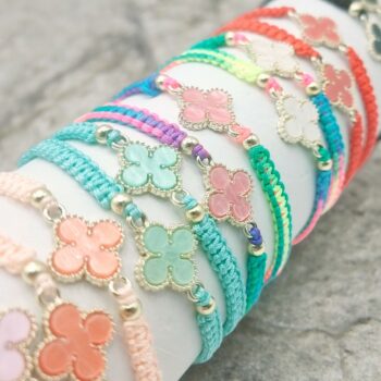 Présentoir de 24 (soit 0,85€ unité) : Bracelets "Trèfle & Tressé Colorés" – Image 2