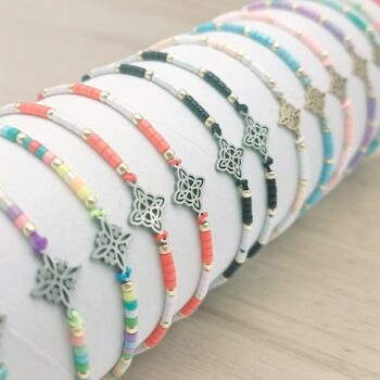 Présentoir de 24 (soit 0,85€ unité) : Bracelets "Etoile Polaire Celtique & Perles Colorées" – Image 2