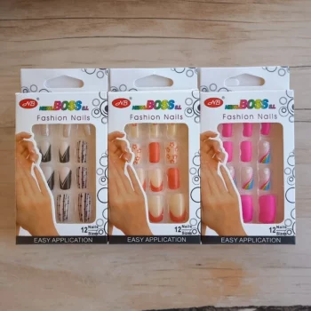 Lot de 12 paquets (Soit 0,95€ le paquet) de 12 Faux-Ongles carrés longs Auto-adhésifs