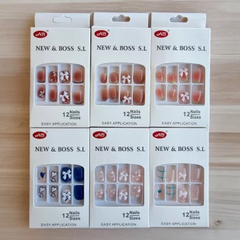 Lot de 12 paquets (Soit 1,30€ le paquet) de 12 Faux-Ongles carrés Auto-adhésifs NOEUD DECO – Image 2