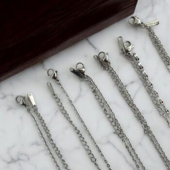 Lot de 6 (2€ Pièce) : Collier Avec Pendentif Doré et Argenté - Acier Inoxydable – Image 6