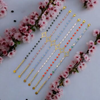 Lot de 24 (1,60€ unité) : Bracelet Doré Avec Perles & Breloques Trèfle – Acier Inoxydable – Image 7