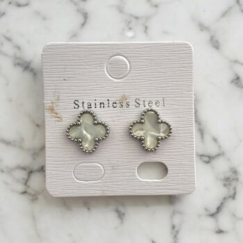 Lot de 6 paires (1,80€ la paire) : Boucle D'oreille Dorée et Argentée Trèfle – Image 9
