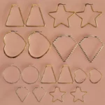 Lot de 30 paires (soit 0,95€ la paire) : Boucle d'oreille Dorée Différentes Tailles et Modèles