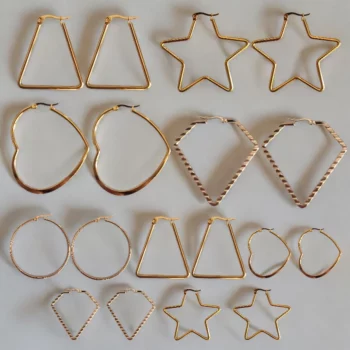 Lot de 20 paires (soit 1,05€ la paire) : Boucle d'oreille Dorée Différentes Tailles et Modèles