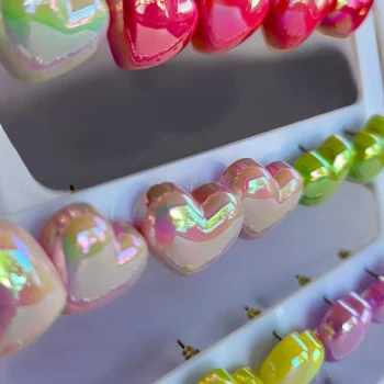 Présentoir de 12 paires (soit 0,95€ la paire) : Boucles d'oreilles En Acier Inoxydable différents coloris – Image 2