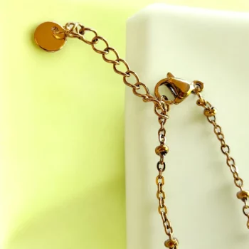 Lot de 5 (2,30€ l'unité) : Collier Perles colorées & Pendentif Doré en Acier Inoxydable – Image 5