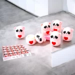 Présentoir de 24 (soit 1,18€ unité) Baumes à lèvres Panda - Easy Paris