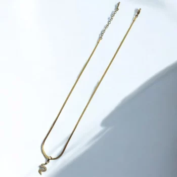 Lot de 12 (1,95€ Pièce) : Mélange De Colliers avec Pendentifs Dorés - Acier Inoxydable – Image 2