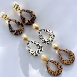 Lot de 12 paires (1,90€ la paire) : Paires de Boucles d’Oreilles en Tissu Motif Léopard