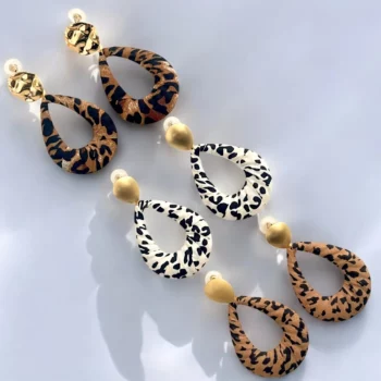 Lot de 6 paires (2,10€ la paire) : Paires de Boucles d’Oreilles en Tissu Motif Léopard