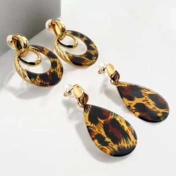 Lot de 6 paires (2,10€ la paire) : Paires de Boucles d’Oreilles Ovales Motif Léopard