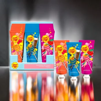 Lot de 8 coffrets (4,20€ les 3 Crèmes) : 3 Crèmes de Mains FRAISE/TUTTI FRUTTI/COLA - Chupa Chups – Image 3