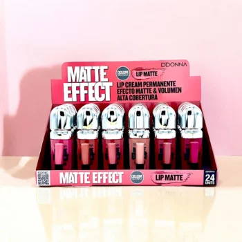 Présentoir de 24 (soit 1,08€ l'unité) : Rouges à Lèvres Liquides Effet Mat - DDonna