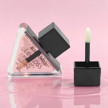 Présentoir de 25 (1,04€ pièce) : LIPGLOSS INFINITY SHINE – LETICIA WELL