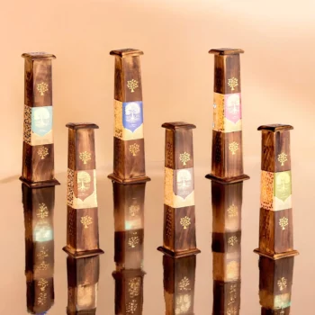 Lot de 12 (3,80€ Pièce) : Support d’Encens en Bois "Tree of Life" – Finition Dorée + Encens – 6 Parfums Assortis – Image 3