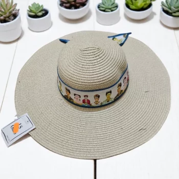 Mélange de 3 (soit 4,20€) Chapeaux d’Été avec Bandeau Frida Kahlo – Mélange de Couleurs – Image 2