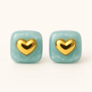 Présentoir de 12 paires (soit 0,90€ la paire) : Paires de Boucles d’Oreilles Nacrées Cœur Doré – Modèle Acier – Image 6
