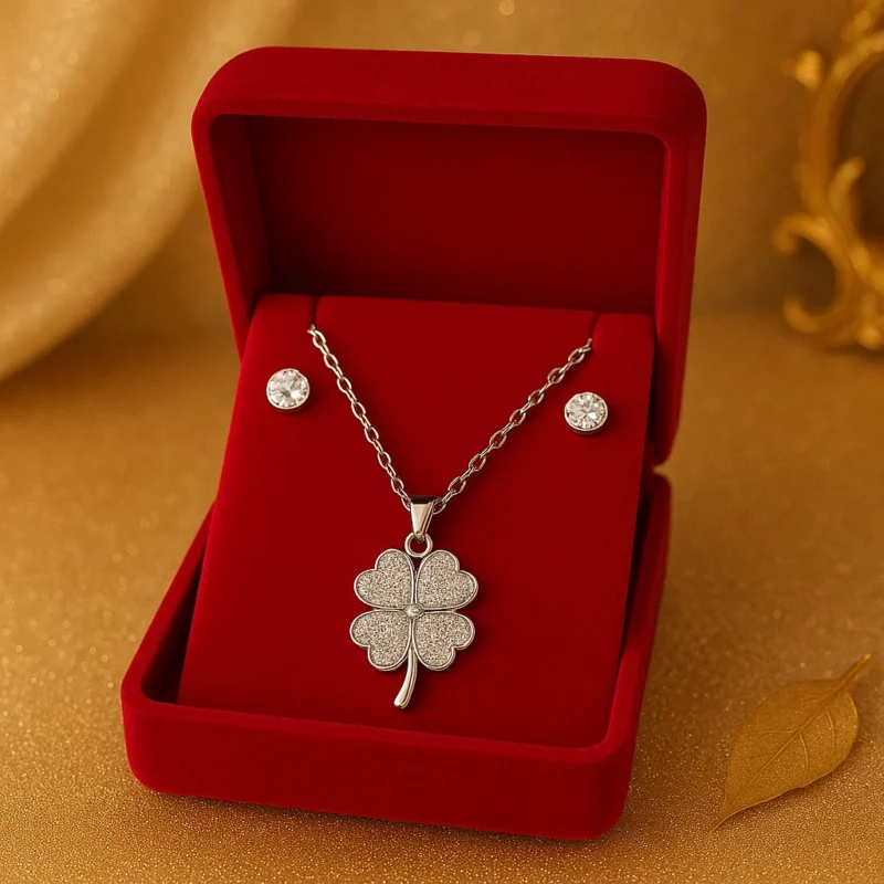Coffrets Collier et Boucles d'oreilles - Trèfle & Argenté et Strass