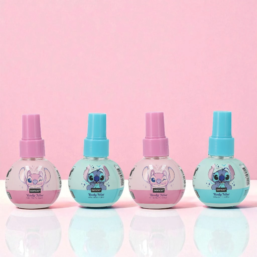 2045961 Assortiment Stitch 2ass Brume corporelle 90 ml 2ass Stitch Angel Everyday 1 Lot de 24 (3,05€ Pièce) : Brumes Corporelles Disney Stitch & Angel – 90 ml – Image 1