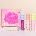 Présentoir de 12 (2,70€ le Set) : Set 3 Gloss à lèvres FLOWER – Kevin & Coco