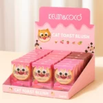 Présentoir de 24 (2,02€ Pièce) : Fard à joues CAT TOAST BLUSH – Kevin & Coco