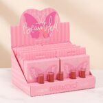 Présentoir de 12 (3,20€ le Set) : Set de 4 Gloss pour lèvres BEAUTIFUL – Kevin & Coco