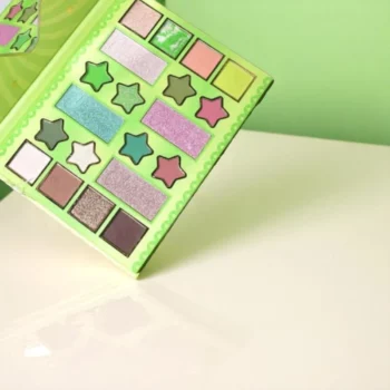 Lot de 4 (4,90€ Pièce) : PALETTE D'OMBRES À PAUPIÈRES - MINAKO  – Kevin & Coco – Image 2