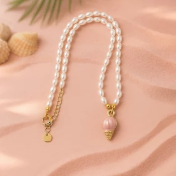 Lot de 12 (1,90€ Pièce) : Colliers Dorés avec Petit Pendentif Océan – Perles Blanches – Acier Inoxydable – Image 5
