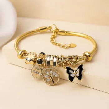 Lot de 6 (2,30€ Pièce) : Bracelet Doré avec Plusieurs Charms Colorés & Dorés – Acier Inoxydable – Image 5