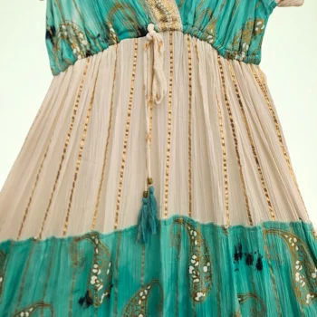 Robe longue Turquoise & Blanc Sans manches Volant Motif Paisley Doré MADE IN INDIA – Image 3