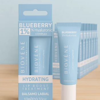 Lot de 12 (soit 2,20€ Pièce) : Hyaluronic Lip Boost Myrtille – Soin Hydratant à l’Acide Hyaluronique 1 %