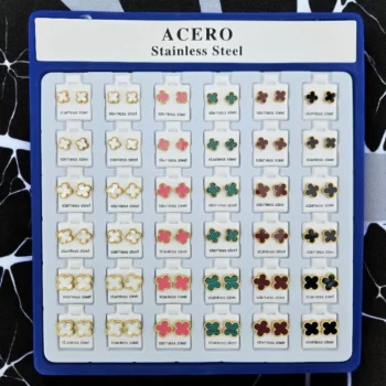 Présentoir de 36 (0,50€ Pièce) : Paires de Boucles d’Oreilles Trèfles Acier Inoxydable – Style Chic et Moderne – Image 4