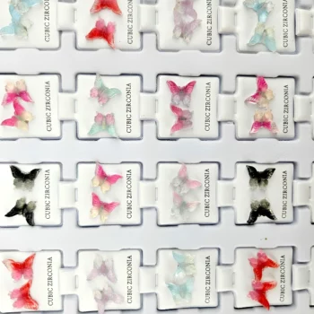 Présentoir de 36 (0,30€ Pièce) : Paires de Boucles d'Oreilles Papillon Coloré – CUBIC ZIRCONIA – Image 2